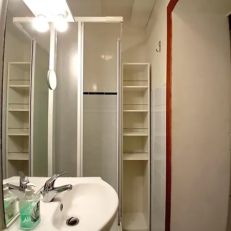 Saint Palais Sur - Vue Pour Cet Esprit Interieur De Bateau Puyraveau